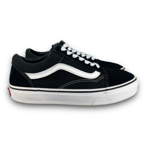 Vans Shoes - Vans Classic Old Skool Sneakers 500714 Shoes Canvas Suede Black White Women 6
